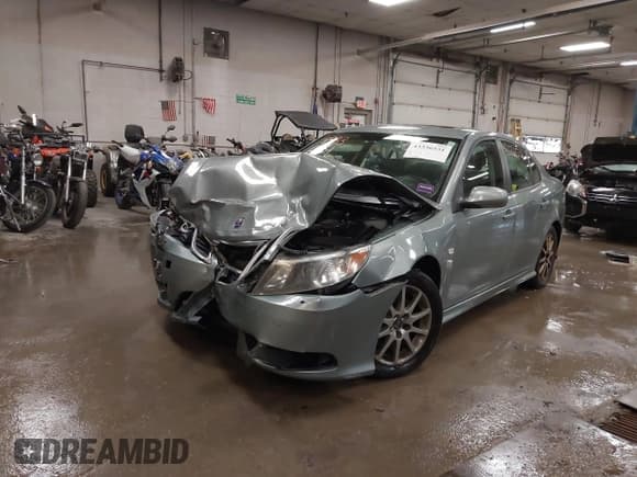 ✅ 2009 Saab 9-3 Touring • VIN: YS3FB49YX91016923 • Lot: 43336531. Wystawiony na IAAI z przebiegiem 194 938 mil. Bezpłatny archiwum sprzedaży aukcyjnych z USA i szczegółowy raport historii pojazdu na DreamBid. Zdjęcie 18.