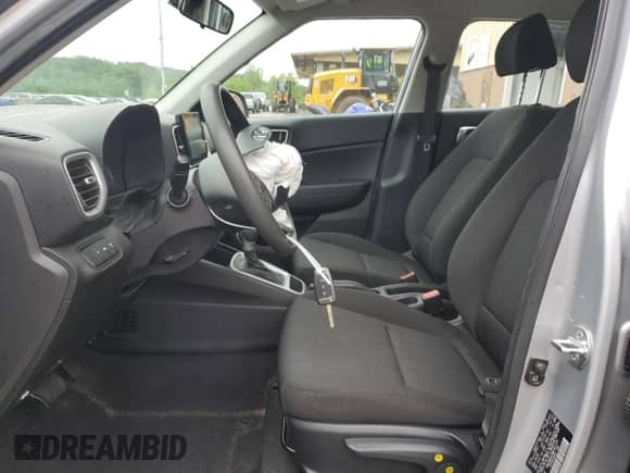 ✅ 2021 Hyundai Venue SE • VIN: KMHRB8A34MU087128 • Lot: 62302075. Listed on Copart with 37,210 mi. Free auction sales archive from the USA and detailed vehicle history report at DreamBid. Image 7.