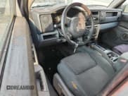 ✅ 2006 Jeep Commander • VIN: 1J8HH48N36C283495 • Лот: 70921505. Опубликован ранее на Copart с пробегом 212 349 миль. Бесплатный доступ к архиву аукционных продаж из США и подробный отчёт об истории автомобиля на DreamBid. Изображение 8.