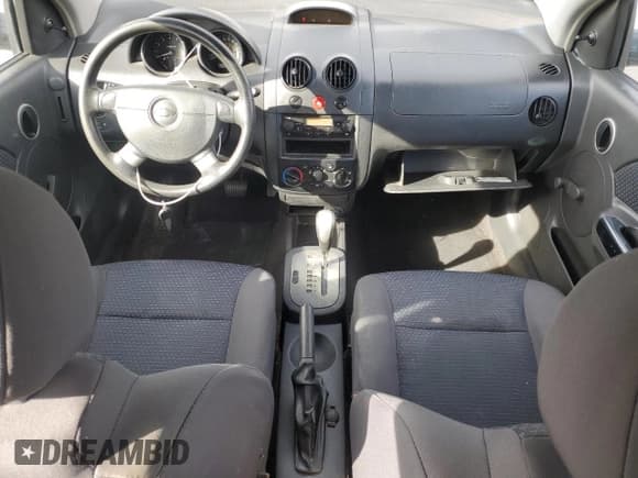 ✅ 2007 Chevrolet Aveo LS • VIN: KL1TD66617B706318 • Lot: 42835265. Wystawiony na Copart z przebiegiem 153 065 mil. Bezpłatny archiwum sprzedaży aukcyjnych z USA i szczegółowy raport historii pojazdu na DreamBid. Zdjęcie 8.