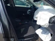 ✅ 2023 Nissan Kicks SV • VIN: 3N1CP5CV7PL543231 • Lot: 43153308. Wystawiony na IAAI z przebiegiem 43 723 mil. Bezpłatny archiwum sprzedaży aukcyjnych z USA i szczegółowy raport historii pojazdu na DreamBid. Zdjęcie 5.