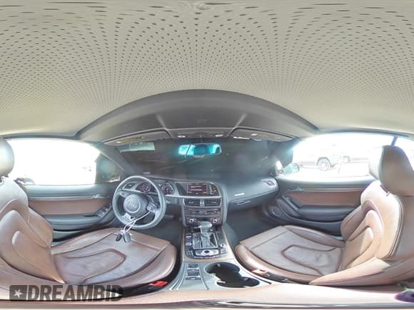 ✅ 2013 Audi A5 Prestige • VIN: WAUVFAFHXDN007115 • Лот: 81625055. Опубликован ранее на Copart с пробегом 34 532 миль. Бесплатный доступ к архиву аукционных продаж из США и подробный отчёт об истории автомобиля на DreamBid. Изображение 14.