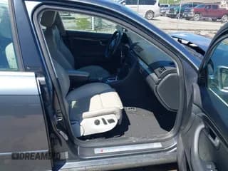 ✅ 2007 Audi S4 • VIN: WAUGL78E47A030571 • Lot: 41969041. Wystawiony na IAAI z przebiegiem 170 319 mil. Bezpłatny archiwum sprzedaży aukcyjnych z USA i szczegółowy raport historii pojazdu na DreamBid. Zdjęcie 5.