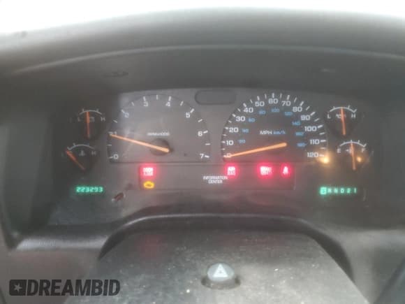 ✅ 2002 Dodge Dakota SLT • VIN: 1B7GL42XX2S504067 • Lot: 44207975. Wystawiony na Copart z przebiegiem 223 293 mil. Bezpłatny archiwum sprzedaży aukcyjnych z USA i szczegółowy raport historii pojazdu na DreamBid. Zdjęcie 9.