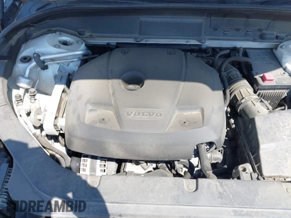 ✅ 2018 Volvo XC60 Inscription • VIN: LYVA22RL1JB121857 • Lot: 43132009. Listed on IAAI with 86,909 mi. Free auction sales archive from the USA and detailed vehicle history report at DreamBid. Image 10.