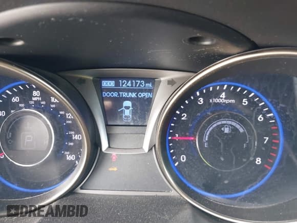 ✅ 2013 Hyundai Genesis Coupe R-Spec • VIN: KMHHT6KD4DU094715 • Lot: 41795507. Wystawiony na IAAI z przebiegiem 124 173 mil. Bezpłatny archiwum sprzedaży aukcyjnych z USA i szczegółowy raport historii pojazdu na DreamBid. Zdjęcie 7.