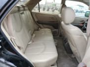 ✅ 2003 Lexus RX 300 • VIN: JTJGF10U130150898 • Лот: 81247335. Опубликован ранее на Copart с пробегом 178 781 миль. Бесплатный доступ к архиву аукционных продаж из США и подробный отчёт об истории автомобиля на DreamBid. Изображение 11.