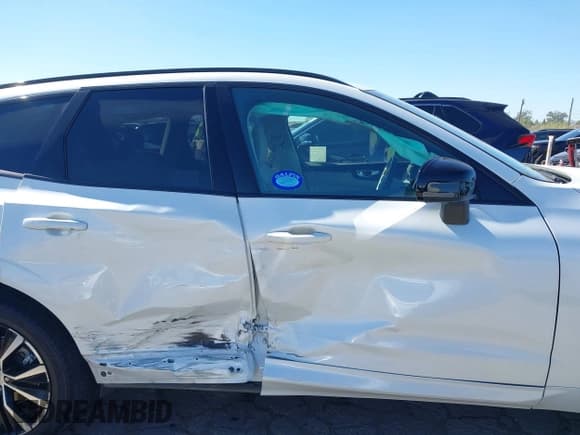 ✅ 2023 Volvo XC60 Plus Dark Theme • VIN: YV4L12RW5P1308246 • Lot: 43441989. Listed on IAAI with 31,293 mi. Free auction sales archive from the USA and detailed vehicle history report at DreamBid. Image 6.