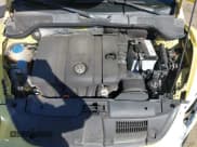 ✅ 2013 Volkswagen Beetle 2.5L • VIN: 3VWJP7AT8DM617745 • Lot: 43493323. Wystawiony na IAAI z przebiegiem 118 418 mil. Bezpłatny archiwum sprzedaży aukcyjnych z USA i szczegółowy raport historii pojazdu na DreamBid. Zdjęcie 10.