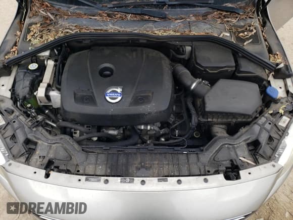 ✅ 2015 Volvo S60 T5 Drive-E Premier Plus • VIN: YV126MFC8F1307154 • Lot: 87926365. Listed on Copart with 90,403 mi. Free auction sales archive from the USA and detailed vehicle history report at DreamBid. Image 11.