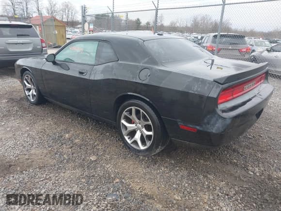 ✅ 2009 Dodge Challenger SE • VIN: 2B3LJ44V79H534470 • Lot: 41840929. Wystawiony na IAAI z przebiegiem 167 340 mil. Bezpłatny archiwum sprzedaży aukcyjnych z USA i szczegółowy raport historii pojazdu na DreamBid. Zdjęcie 3.
