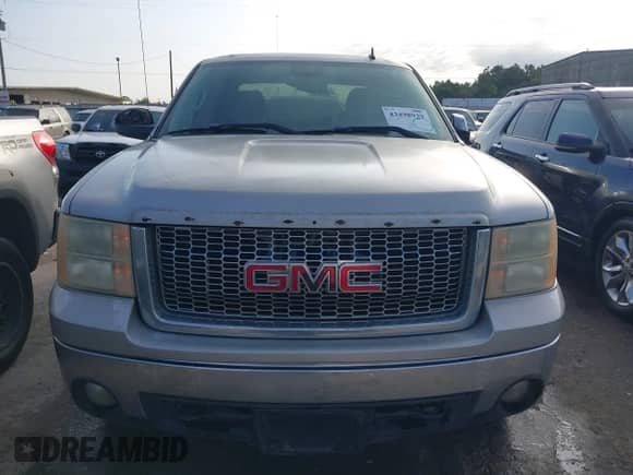 ✅ 2008 GMC Sierra 1500 SLE1 • VIN: 2GTEC13J781171948 • Lot: 43498929. Wystawiony na IAAI z przebiegiem 261 843 mil. Bezpłatny archiwum sprzedaży aukcyjnych z USA i szczegółowy raport historii pojazdu na DreamBid. Zdjęcie 12.