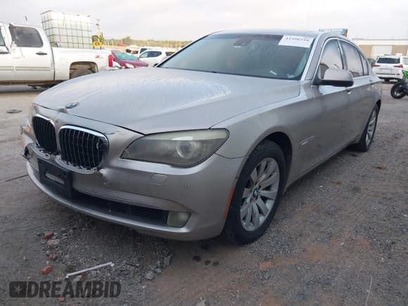 ✅ 2009 BMW 7 Series 750Li • VIN: WBAKB83589CY59354 • Lot: 43408318. Wystawiony na IAAI z przebiegiem 184 116 mil. Bezpłatny archiwum sprzedaży aukcyjnych z USA i szczegółowy raport historii pojazdu na DreamBid. Zdjęcie 2.
