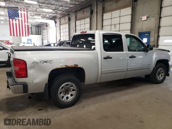 ✅ 2010 Chevrolet Silverado 1500 LS • VIN: 3GCRKREA3AG155839 • Lot: 70040864. Listed on Copart with 139,639 mi. Free auction sales archive from the USA and detailed vehicle history report at DreamBid. Image 3.