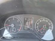 ✅ 2013 Volkswagen Passat SE • VIN: 1VWBN7A35DC044394 • Lot: 43689293. Wystawiony na IAAI z przebiegiem 74 727 mil. Bezpłatny archiwum sprzedaży aukcyjnych z USA i szczegółowy raport historii pojazdu na DreamBid. Zdjęcie 7.