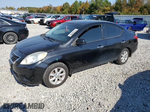 ✅ 2014 Nissan Versa SV • VIN: 3N1CN7AP7EL849591 • Lot: 91183495. Listed on Copart with 147,132 mi. Free auction sales archive from the USA and detailed vehicle history report at DreamBid. Image 1.