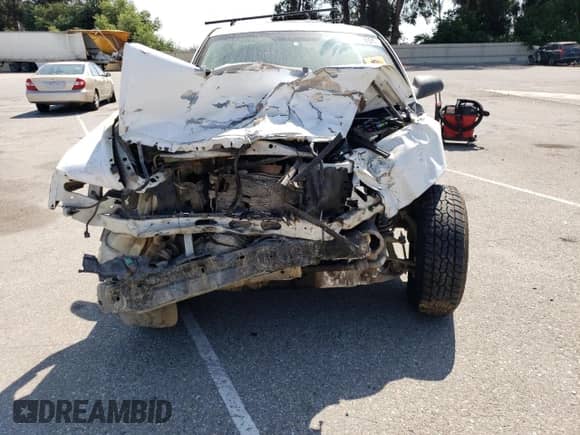 2007 Dodge Dakota ST z VIN 1D7HE28K37S227337, wystawiony jako Copart lot #68823855 z przebiegiem Nie podano mil oraz Szkoda całkowita • Salvage title. Historia ofert i sprzedaży dostępna na DreamBid. Obrazek 5.