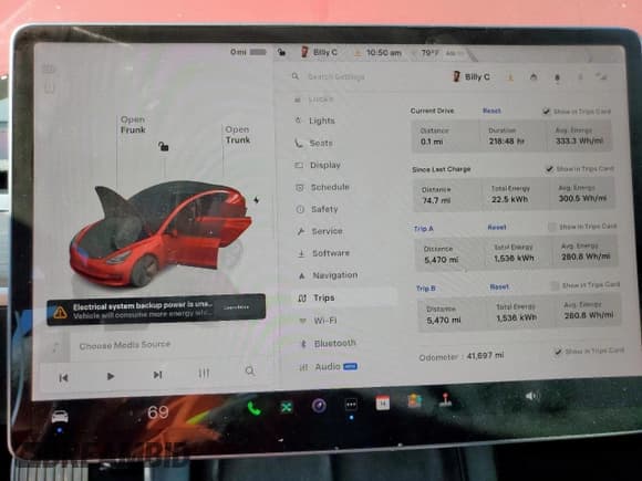 ✅ 2023 Tesla Model 3 • VIN: 5YJ3E1EA6PF606128 • Lot: 82411495. Wystawiony na Copart z przebiegiem 41 697 mil. Bezpłatny archiwum sprzedaży aukcyjnych z USA i szczegółowy raport historii pojazdu na DreamBid. Zdjęcie 9.