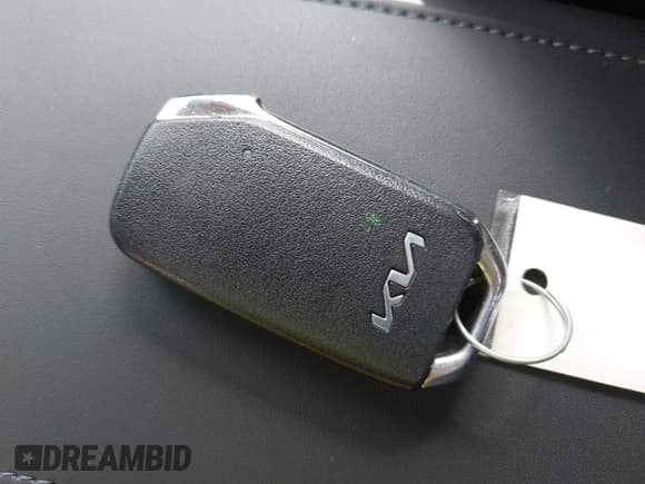 ✅ 2023 Kia Niro EX • VIN: KNDCR3LE9P5098213 • Lot: 42501230. Listed on IAAI with 55,400 mi. Free auction sales archive from the USA and detailed vehicle history report at DreamBid. Image 11.