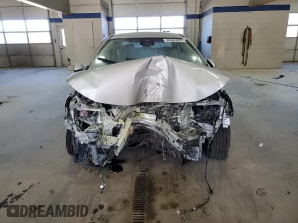 ✅ 2025 Toyota Corolla LE • VIN: 5YFB4MDE0SP312922 • Lot: 86889665. Wystawiony na Copart z przebiegiem Nie podano. Bezpłatny archiwum sprzedaży aukcyjnych z USA i szczegółowy raport historii pojazdu na DreamBid. Zdjęcie 5.