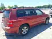 2002 Toyota Highlander z VIN JTEGD21A720026972, wystawiony jako IAAI lot #42335981 z przebiegiem 230 298 mil mil oraz . Historia ofert i sprzedaży dostępna na DreamBid. Obrazek 4.