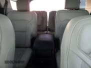 ✅ 2018 Ford Explorer Platinum • VIN: 1FM5K8HT0JGC25021 • Lot: 91236085. Listed on Copart with 135,633 mi. Free auction sales archive from the USA and detailed vehicle history report at DreamBid. Image 10.