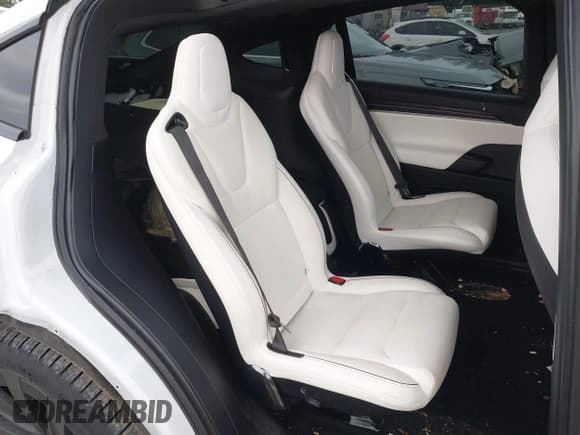 ✅ 2022 Tesla Model X Plaid • VIN: 7SAXCBE62NF336596 • Lot: 43775408. Wystawiony na IAAI z przebiegiem 24 163 mil. Bezpłatny archiwum sprzedaży aukcyjnych z USA i szczegółowy raport historii pojazdu na DreamBid. Zdjęcie 8.