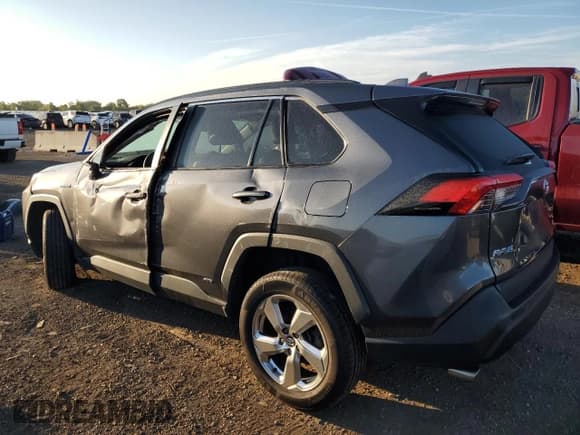✅ 2021 Toyota RAV4 Hybrid LE • VIN: 4T3B6RFV0MU018109 • Lot: 71081855. Listed on Copart with 66,901 mi. Free auction sales archive from the USA and detailed vehicle history report at DreamBid. Image 2.