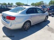 ✅ 2012 Volkswagen Jetta SEL • VIN: 3VWLP7AJ3CM400173 • Лот: 41897194. Опубликован ранее на IAAI с пробегом 162 184 миль. Бесплатный доступ к архиву аукционных продаж из США и подробный отчёт об истории автомобиля на DreamBid. Изображение 4.