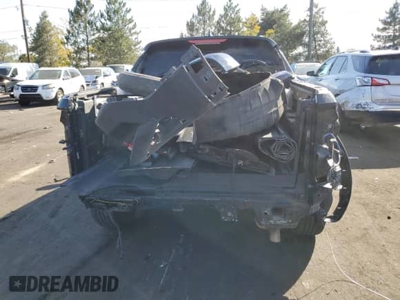 2024 Hyundai Santa Cruz Limited z VIN 5NTJEDAF3RH078967, wystawiony jako Copart lot #76029234 z przebiegiem 18 918 mil mil oraz Szkoda całkowita • Salvage title. Historia ofert i sprzedaży dostępna na DreamBid. Obrazek 6.