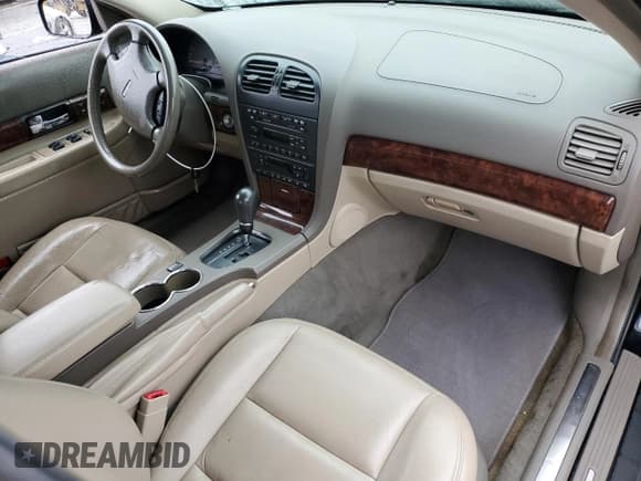 ✅ 2001 Lincoln LS Sport • VIN: 1LNHM86S31Y671403 • Lot: 44165115. Wystawiony na Copart z przebiegiem 80 417 mil. Bezpłatny archiwum sprzedaży aukcyjnych z USA i szczegółowy raport historii pojazdu na DreamBid. Zdjęcie 8.