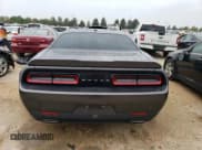 ✅ 2019 Dodge Challenger SXT • VIN: 2C3CDZAG6KH694391 • Lot: 70767673. Wystawiony na Copart z przebiegiem 76 700 mil. Bezpłatny archiwum sprzedaży aukcyjnych z USA i szczegółowy raport historii pojazdu na DreamBid. Zdjęcie 6.