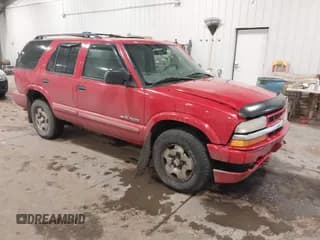 ✅ 2004 Chevrolet Blazer LS • VIN: 1GNDT13X34K157353 • Lot: 41089017. Wystawiony na IAAI z przebiegiem 104 539 mil. Bezpłatny archiwum sprzedaży aukcyjnych z USA i szczegółowy raport historii pojazdu na DreamBid. Zdjęcie 1.