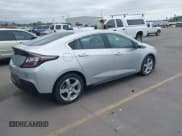 ✅ 2017 Chevrolet Volt LT • VIN: 1G1RC6S57HU191312 • Lot: 42242111. Wystawiony na IAAI z przebiegiem 80 080 mil. Bezpłatny archiwum sprzedaży aukcyjnych z USA i szczegółowy raport historii pojazdu na DreamBid. Zdjęcie 4.