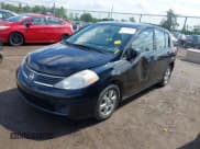 ✅ 2009 Nissan Versa S • VIN: 3N1BC13E49L411126 • Lot: 42749563. Wystawiony na IAAI z przebiegiem 109 128 mil. Bezpłatny archiwum sprzedaży aukcyjnych z USA i szczegółowy raport historii pojazdu na DreamBid. Zdjęcie 17.