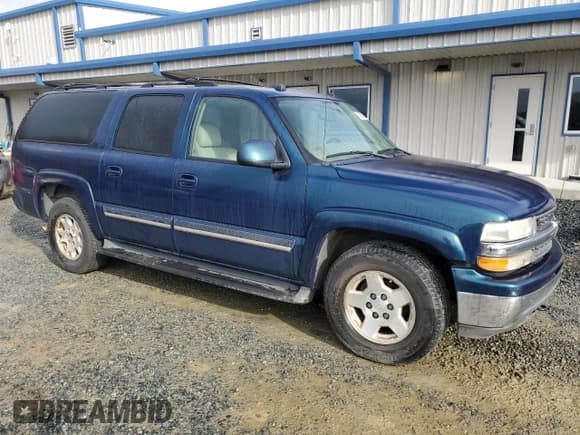 ✅ 2005 Chevrolet Suburban Z71 • VIN: 3GNFK16Z95G145435 • Lot: 83986034. Listed on Copart with 186,709 mi. Free auction sales archive from the USA and detailed vehicle history report at DreamBid. Image 4.