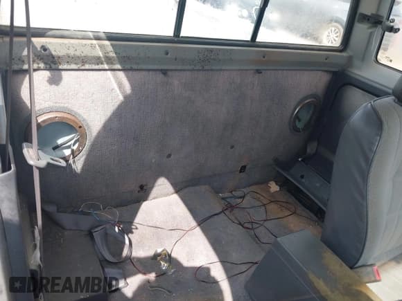 ✅ 1995 Nissan Frontier XE • VIN: 1N6SD16S6SC458927 • Lot: 42412107. Listed on IAAI with 159,651 mi. Free auction sales archive from the USA and detailed vehicle history report at DreamBid. Image 8.