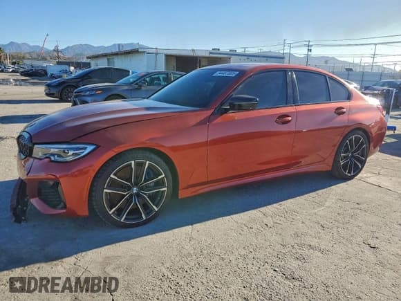 ✅ 2021 BMW 3 Series M340i • VIN: 3MW5U7J02M8B77403 • Lot: 94487005. Wystawiony na Copart z przebiegiem 12 629 mil. Bezpłatny archiwum sprzedaży aukcyjnych z USA i szczegółowy raport historii pojazdu na DreamBid. Zdjęcie 1.
