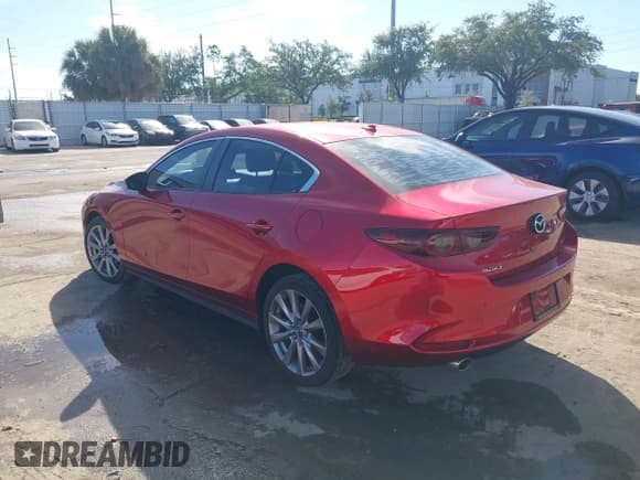 ✅ 2019 Mazda 3 Preferred • VIN: 3MZBPADL7KM113102 • Lot: 43492138. Wystawiony na IAAI z przebiegiem 54 459 mil. Bezpłatny archiwum sprzedaży aukcyjnych z USA i szczegółowy raport historii pojazdu na DreamBid. Zdjęcie 3.