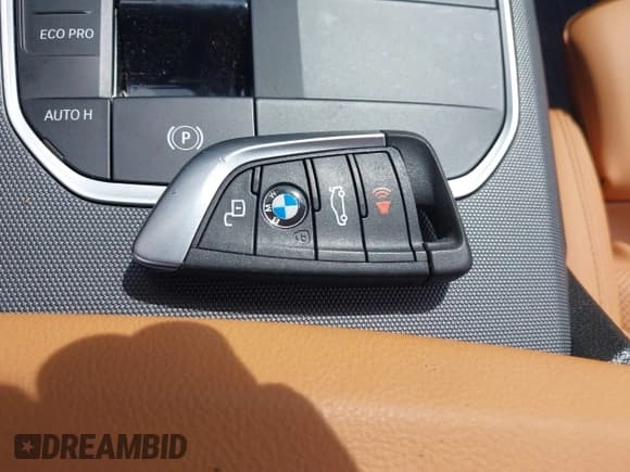 ✅ 2024 BMW 2 Series 230i • VIN: 3MW23CM05R8E25175 • Lot: 41803015. Listed on IAAI with 18,601 mi. Free auction sales archive from the USA and detailed vehicle history report at DreamBid. Image 11.