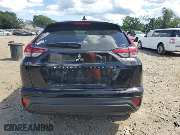 ✅ 2022 Mitsubishi Eclipse Cross ES • VIN: JA4ATUAA9NZ047082 • Lot: 70147695. Listed on Copart with 23,145 mi. Free auction sales archive from the USA and detailed vehicle history report at DreamBid. Image 6.