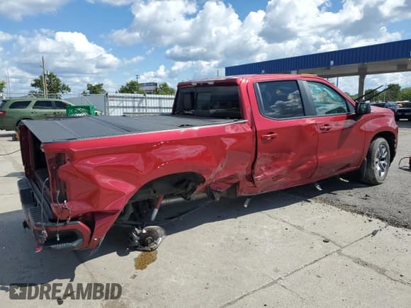 ✅ 2020 Chevrolet Silverado 1500 RST • VIN: 1GCUYEED4LZ322501 • Lot: 70527605. Wystawiony na Copart z przebiegiem 42 924 mil. Bezpłatny archiwum sprzedaży aukcyjnych z USA i szczegółowy raport historii pojazdu na DreamBid. Zdjęcie 3.