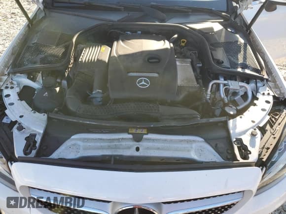 ✅ 2018 Mercedes-Benz C 300 • VIN: WDDWJ4KB5JF720718 • Lot: 71013555. Wystawiony na Copart z przebiegiem 66 747 mil. Bezpłatny archiwum sprzedaży aukcyjnych z USA i szczegółowy raport historii pojazdu na DreamBid. Zdjęcie 11.