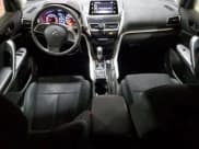 ✅ 2018 Mitsubishi Eclipse Cross LE • VIN: JA4AT4AA9JZ068394 • Лот: 53265155. Опубликован ранее на Copart с пробегом 107 763 миль. Бесплатный доступ к архиву аукционных продаж из США и подробный отчёт об истории автомобиля на DreamBid. Изображение 8.