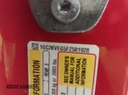 ✅ 2015 Chevrolet Silverado 2500HD LT • VIN: 1GC2KVEG5FZ501928 • Lot: 42460213. Wystawiony na IAAI z przebiegiem Nie podano. Bezpłatny archiwum sprzedaży aukcyjnych z USA i szczegółowy raport historii pojazdu na DreamBid. Zdjęcie 9.