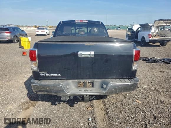 ✅ 2011 Toyota Tundra • VIN: 5TFUY5F14BX171142 • Lot: 95305725. Listed on Copart with 112,365 mi. Free auction sales archive from the USA and detailed vehicle history report at DreamBid. Image 6.
