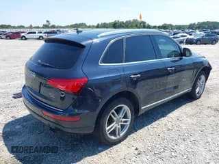 ✅ 2017 Audi Q5 Premium • VIN: WA1C2AFP5HA066898 • Lot: 43085720. Listed on IAAI with 128,996 mi. Free auction sales archive from the USA and detailed vehicle history report at DreamBid. Image 4.