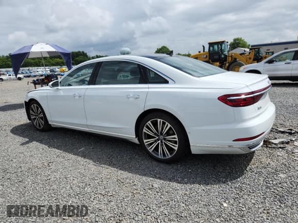 ✅ 2019 Audi A8 • VIN: WAU8EAF83KN024853 • Лот: 62587845. Опубликован ранее на Copart с пробегом 38 532 миль. Бесплатный доступ к архиву аукционных продаж из США и подробный отчёт об истории автомобиля на DreamBid. Изображение 2.
