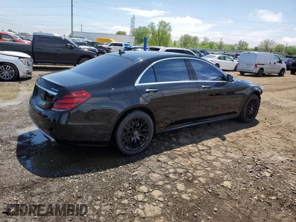 ✅ 2020 Mercedes-Benz S 450 • VIN: WDDUG6EB0LA522786 • Lot: 56539965. Wystawiony na Copart z przebiegiem 59 243 mil. Bezpłatny archiwum sprzedaży aukcyjnych z USA i szczegółowy raport historii pojazdu na DreamBid. Zdjęcie 3.