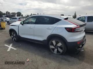 ✅ 2023 Volvo C40 Ultimate • VIN: YV4ED3GM7P2053567 • Lot: 63253793. Wystawiony na Copart z przebiegiem 2 813 mil. Bezpłatny archiwum sprzedaży aukcyjnych z USA i szczegółowy raport historii pojazdu na DreamBid. Zdjęcie 2.